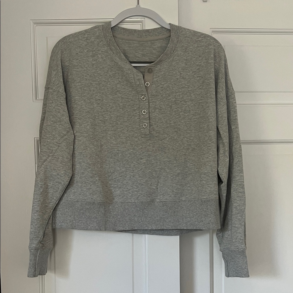 Vuori Gray Henley Sweatshirt